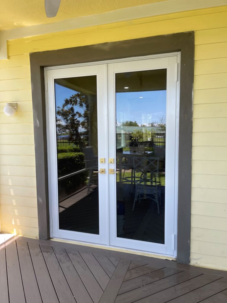 picture of front glass door of a house